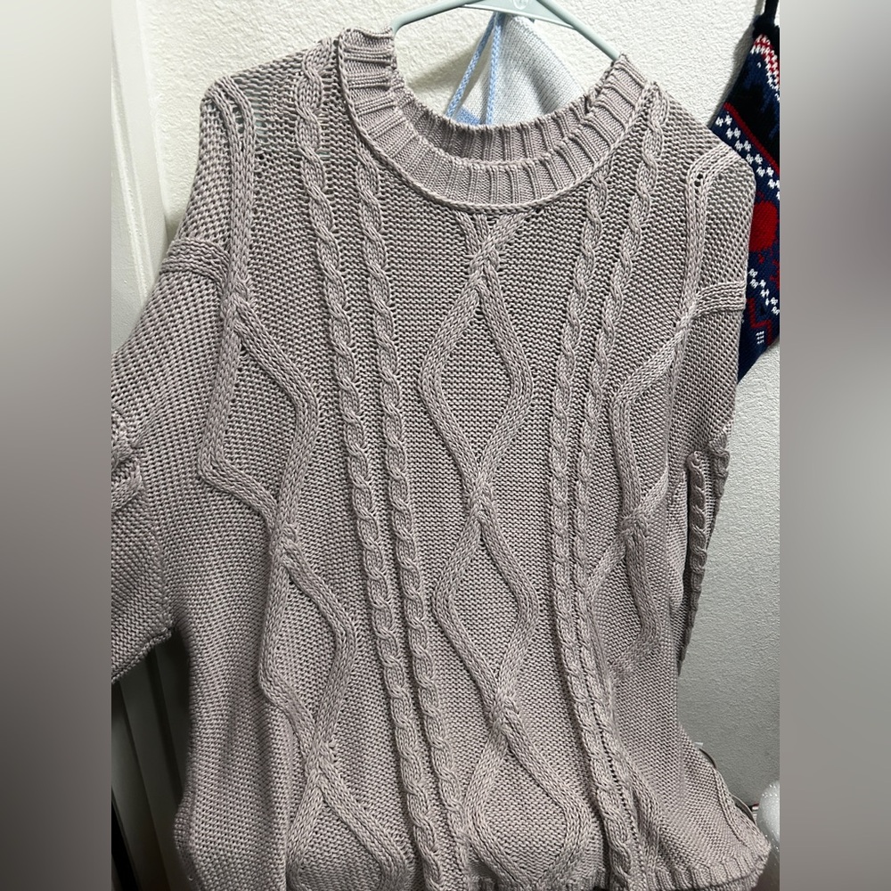 Women's Cable Knit Sweater - Cream